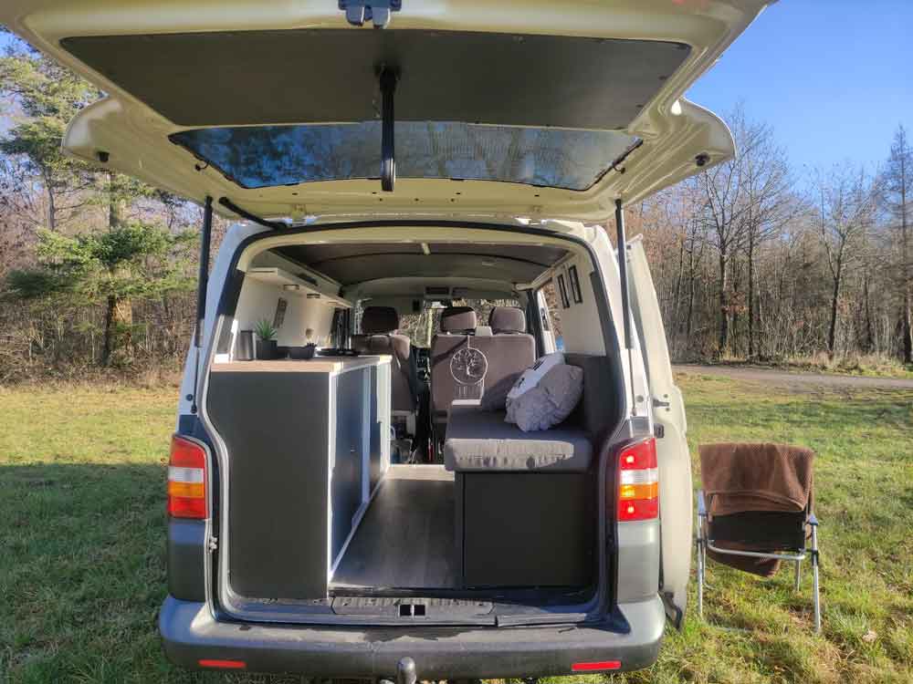 VW T5 Camper Ausbau - vom Transporter zum Campingbus